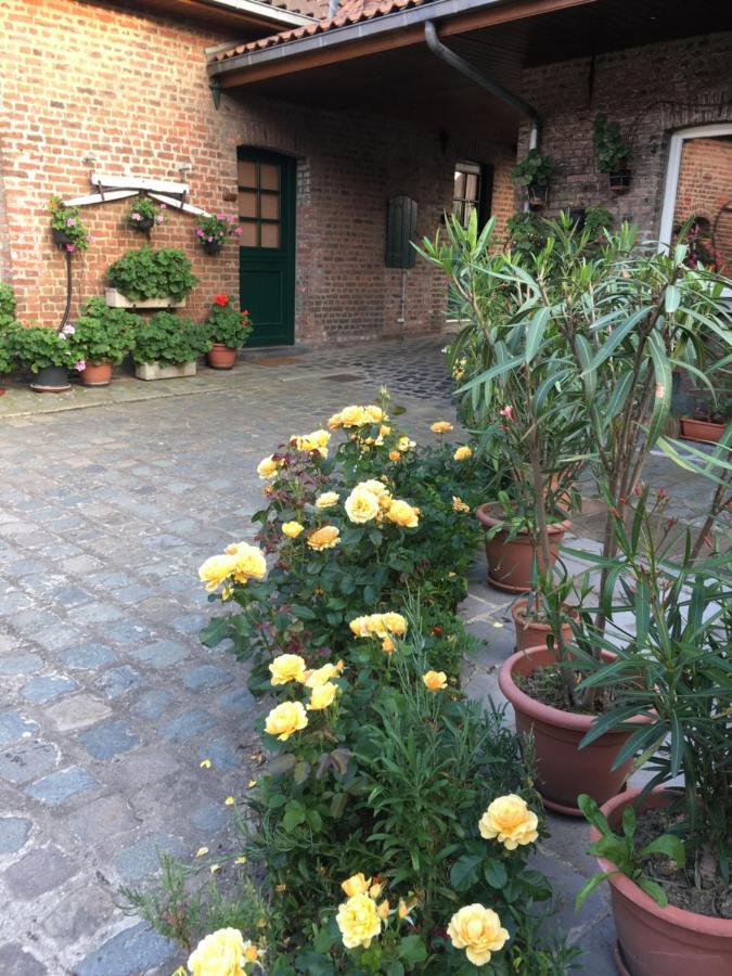 Ferme Brocart Bed & Breakfast Bouvines Exterior foto